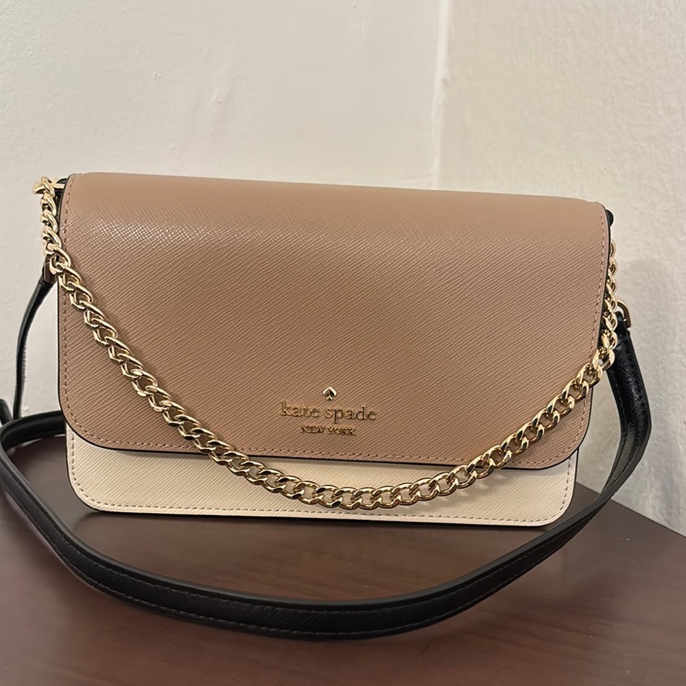 Kate Spade Tan and Cream Crossbody with Gold Chain